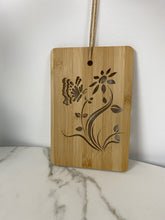 Load image into Gallery viewer, Flower Chopping Board Hanging Art
